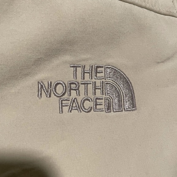 The North Face APEX Soft Shell Jacket - Women’s - Picture 10 of 12